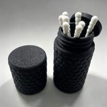 Caja de almacenamiento cautivadora, perfecta para mantener brotes, hisopos de algodón, palillos, sacabocados y varios artículos pequeños. Ahorra espacio, es práctica y simplifica la organización de los artículos. - Caja para guardar bastoncillos de algodón - Ver 8