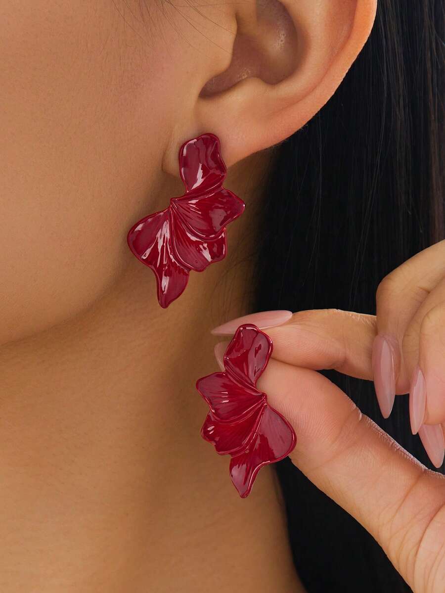 1 Pair Elegant Wine Red Textured Floral Half-Ear Design Earrings, Suitable For Women's Travel, Dating, Daily Wear - Burgundy - View 1