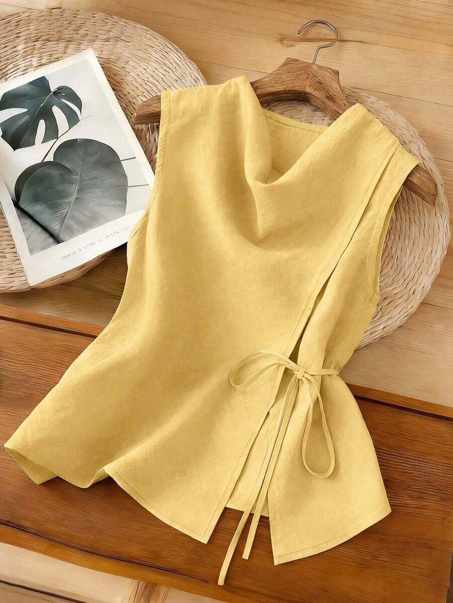 Nuevo diseño asimétrico de verano, cuello acampanado, dobladillo dividido de color caqui claro de nicho, cintura con lazo, chaleco sin mangas para mujer, top de tirantes de verano para mujer, elegante para vacaciones y días de descanso. - Amarillo claro - Ver 1