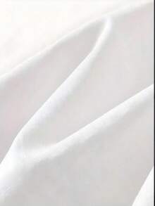 Camiseta para amantes del fútbol, ropa casual de algodón de manga corta con cuello redondo para mujer, camiseta de temporada de fútbol, adecuada para todas las estaciones. Camiseta holgada, casual y versátil estilo Y2k. - Blanco - Ver 3