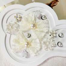 12 pièces Décorations de chaussures grandes papillons en dentelle blanche, accessoires grandes fleurs blanches, ensemble d'accessoires élégants et charmants, convient pour les chaussures ajourées, fleurs de chaussures, décorations de chaussures, décorations florales de chaussures à la mode DIY - Blanc - Voir 5