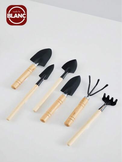 3 Pieces Gardening Tool Set With Wooden Handles - Metal Spade, Shovel, And Fork - Perfect For Gardening, Repotting, And Soil Cultivation. Rustic Garden Tools With Wooden Handles.