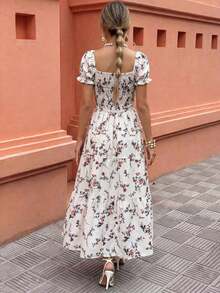 Vestido maxi con cuello cuadrado, manga corta fruncida y volante en el bajo, con pequeños estampados florales, adecuado para uso casual diario, trabajo, viajes, playa, estilo bohemio, occidental, festivales de música, estilo campestre - Multicolor - Ver 2