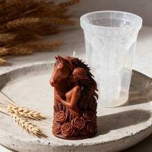 Molde de vela de silicona con la escena de la yegua y el caballo de Xanadu abrazándose, de fácil desmoldeo sin deformación, ideal para manualidades con velas/resina/jabón y como regalo para amantes de los caballos, regalo creativo perfecto, regalo navideño, imprescindible para entusiastas de las carreras de caballos - 32#-37 - Ver 7