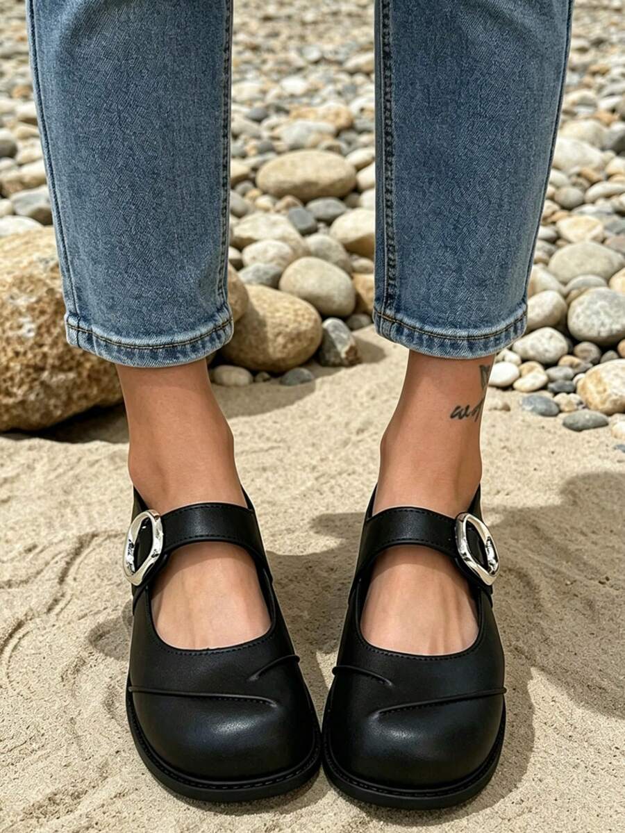 Women's Slip-On Buckle Design Casual Flat Loafers - Black - View 1