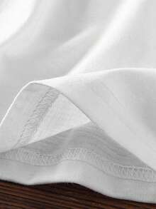 Camiseta manga corta cuello redondo 100% algodón, estampado trendy, tejido ligero y ventilado, estilo moda casual, apta para vida diaria, salidas informales y citas en primavera, verano y otoño - Blanco - Ver 3