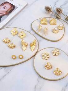 6 Paia Di Orecchini A Bottone Con Perle, Realizzati In Acciaio Inossidabile Di Alta Qualità Con Tecnica Di Placcatura A Vuoto Avanzata, Replicando La Sensazione Di Gioielli Dorati Di Lusso. Eccellenti Proprietà Impermeabili, Ipoallergeniche E Resistenti Allo Scolorimento, Amichevoli Per La Pelle E Confortevoli Da Indossare. Adatti Per Pelli Sensibili, Resistenti A Sudore, Profumo, Acqua Di Mare O Lavaggio Quotidiano. - Multicolore - Visualizzare 2