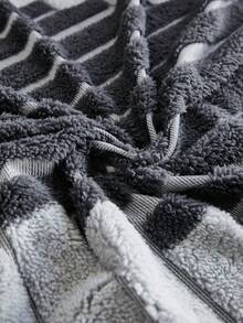 1pc Soft Chenille Striped Jacquard Sofa Blanket, Geometric Pattern, Minimalist Beige Style, All-Season Furniture Cover, Sofa Cover, Non-Slip, Dust-Proof, Wrinkle-Resistant, Wear-Resistant, Anti-Scratch Sofa Protector, Suitable For 1-4 Seater And L-Shaped Sofas - Dark Grey - View 10