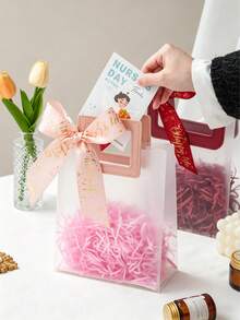 1/5 chiếc Túi xách vuông mờ trong suốt, Túi quà tặng Ngày Valentine, Túi xách nhựa PP mờ, Túi quà tặng cô dâu, Túi mua sắm quần áo, Túi xách dễ thương, Túi đựng quà du lịch xách tay, Túi quà tặng PVC tái sử dụng, Túi quà lưu niệm, Túi quà sinh nhật lãng mạn - Thích hợp cho hoa Ngày Valentine, quà cưới, quà cô dâu, v.v. - Nhiều màu - Xem 9