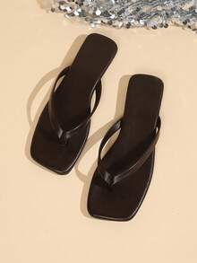 Sandalias planas elegantes y femeninas con pliegues para mujer, versátiles, ligeras, casuales, para exteriores, vacaciones y playa, con punta abierta y con estilo - Café integral - Ver 2