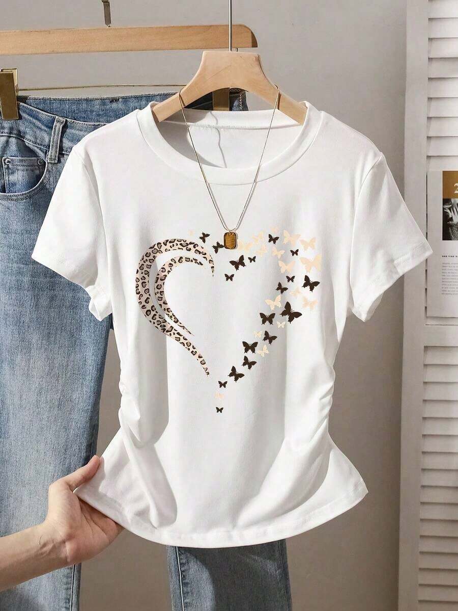 Blusa de verano para exteriores, diseño de alta gama, adecuada para actividades al aire libre, deportes, diseño gráfico, compras, viajes, vacaciones, camiseta de manga corta para mujer con estampado de leopardo y elementos de corazón, estampado de corazón de mariposa, romántico, encantador - Blanco - Ver 1