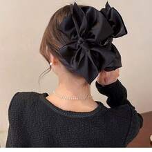 1pc Black Butterfly Claw Hair Clip, Suitable For Daily Wear - Black - View 4