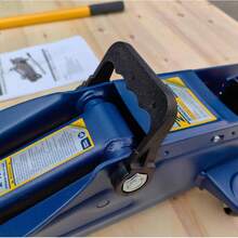 Perfect For Home Use! 2-Ton Low-Profile Hydraulic Jack, 4,000-Pound Capacity Hand-Operated Jack, Equipped With A Single-Piston Lifting Pump, Lifting Range From 5-1/8 Inches To 13 Inches, Steel Jack Suitable For Passenger Cars, Blue - Blue - View 4