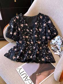 Blusa de mujer con cuello en V bordada de estilo romántico francés de manga corta - Negro - Ver 5