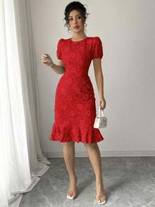 Vestido elegante de mujer de tela jacquard con cuello redondo, mangas abullonadas y volante en el bajo, de silueta ceñida y longitud media.Adecuado para diversos ocasiones como uso diario, cócteles y estilo callejero.Verano - Rojo - Ver 5