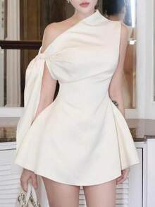 Vestido corto de verano de color claro, minimalista, sin mangas y con lazo en los hombros, de unicolor y elegante para mujer - Albaricoque - Ver 7