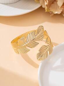 1pc Fashionable & Elegant Textured Gold-Tone Leaf Design Summer Beach Bracelet For Women - Yellow Gold - View 1