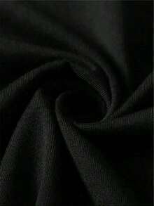 Camiseta de Mujer, Cuello Redondo Cómodo, Manga Corta de Mezcla de Algodón Casual, Top Suave y Transpirable, Camiseta de Mujer para Verano y Primavera, Camiseta Gráfica de Tela Estilo Urbano, Camisetas Gráficas para Mujer, Camiseta de Verano, Camiseta Casual, Camisetas de Verano, Tops, Conjuntos de Verano para Mujer - Negro - Ver 2