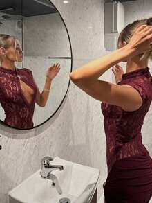 Vestido corto elegante con diseño de encaje combinado primavera - Rojo - Ver 2