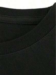 Camiseta de Mujer, Cuello Redondo Cómodo, Manga Corta de Mezcla de Algodón Casual, Top Suave y Transpirable, Camiseta de Mujer para Verano y Primavera, Camiseta Gráfica de Tela Estilo Urbano, Camisetas Gráficas para Mujer, Camiseta de Verano, Camiseta Casual, Camisetas de Verano, Tops, Conjuntos de Verano para Mujer - Negro - Ver 5
