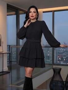 Long-Sleeved Dress With Elegant Belt And Double Hem In Marrant Fabric. Dress With Ruffles, Perfect For São João (Saint John's Day) And Winter. - 基本黑色 - 查看 1