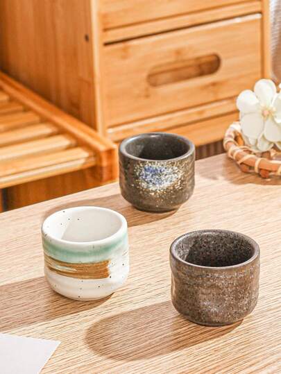 1个陶瓷杯，适用于盛装茶、咖啡、牛奶、果汁，适合厨房、餐厅、客厅、婚礼、派对、生日礼物等场合。