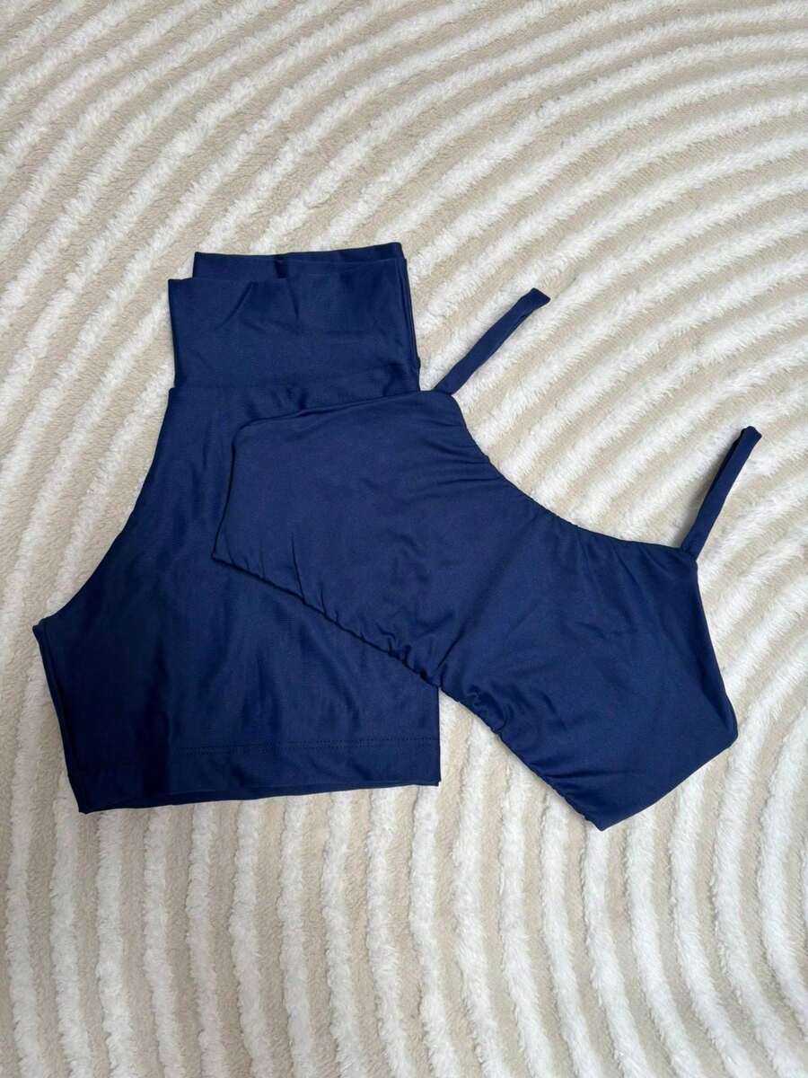 Two-Piece Set, Fitness Shorts And Top With Open Back And Opening For Padding. - Egyptian Blue - View 1