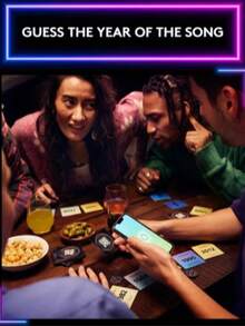 Latino，趣味拉丁音乐知识问答卡牌游戏，2-10人，300首流行拉丁音乐曲目，适合成人和家庭游戏之夜（美国版） - 彩色 - 查看 4