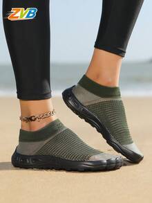 ZVB Pantofi de plajă pentru femei, pantofi de apă, pantofi de antrenament desculți, design ușor antiderapant, potriviți pentru antrenament de fitness, surfing pe plajă, înot, piscină, drumeții în aer liber - Verde Armată - Vizualizare 11