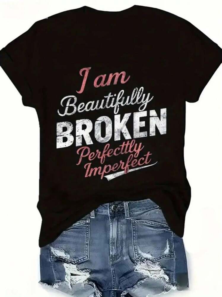 Camiseta gráfica para mujer con eslogan de auto-estima - Estampado de energía positiva "Soy hermosa y rota", top de manga corta con cuello redondo y corte holgado, 100% algodón puro, tela de 180g, negra con letras blancas y rosas, ropa casual de primavera/verano que muestra confianza y belleza interior, disponible en tallas 1XL-5XL, camiseta de manga corta para mujer de talla grande, 100% algodón puro. - Negro - Añade 1