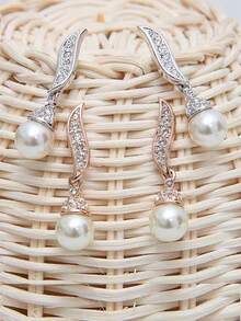 Bộ trang sức vàng hồng gồm dây chuyền và bông tai, dây chuyền đính hạt thủ công với quả cầu pha lê, 1 đôi bông tai, bộ trang sức cưới ngọc trai giả dành cho nữ. - Hoa hồng vàng - Xem 5