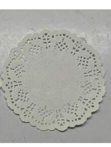 White Paper Lace Doilies, Round/Oval/Rectangular/Heart Shaped Disposable Paper Placemats, Suitable For Desserts, Fried Foods, Wedding Table Decor, Cake Packaging, Applicable For Dining Table, Wedding, Birthday, Cake, Desserts, Food, Tableware Decoration - Multicolor - View 12