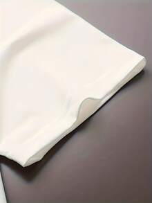 Camiseta de manga corta con estampado de letras, única y linda, de estilo casual - tejido de poliéster, la elección perfecta para el verano. Moda femenina cómoda - suave y transpirable, adecuada para el uso diario informal. - Blanco - Ver 6