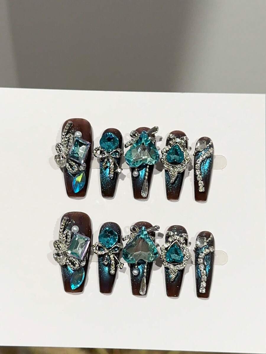 10件/套手工壓貼式棺材形尖頭美甲片，Y2K風格，棕色與藍色貓眼凝膠美甲貼，含水晶、蝴蝶與愛心元素，適合派對、舞會與日常配戴，男女通用設計，適合女性與女孩