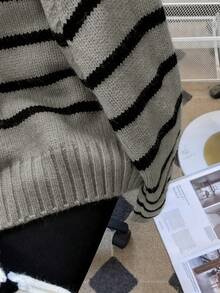 Nueva llegada Suéter de punto de manga larga con cuello de solapa y contraste de color a rayas para mujer - Gris - Ver 3