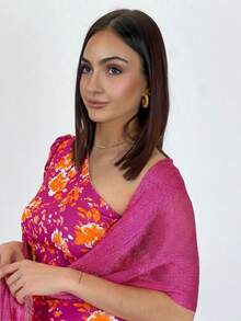 1pc Metallic Shiny Shawl With Round Buckle & Tassel Decor, Suitable For Evening Party, Wedding,Travel Essential,Holiday - Hot Pink - View 3