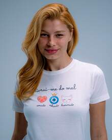 T-shirt Feminina Cristã Cruz Type  - Livrai-me - Branco - Visão 3