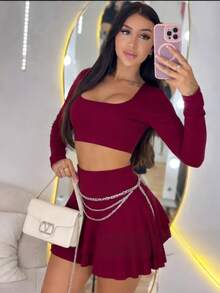 Women's Set: Cropped Top With Long Sleeves And Short Skirt With Ruffles - Burgundy - View 1