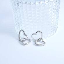 Pendientes de aro con forma de corazón minimalista de plata de ley 925 hipoalergénicos, adecuados para uso diario, regalo de cumpleaños - Plateado - Ver 4