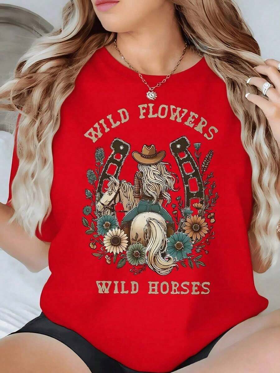 Image Of A Cowgirl Riding A Horse Surrounded By Horseshoes And Wildflowers Symbolizing Freedom And Inner Strength. Women's T-Shirt, 100% Cotton, Comfortable And Modern. Blouses. Pretty 100% Cotton - 紅色的 - 查看 1