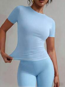 de manga corta y cuello redondo, blanca y sólida, ajustada y deportiva, para mujer, verano, modelo 2025 - azul claro - Ver 6