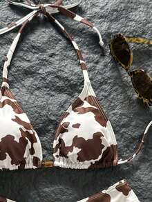 Conjunto de bikini de 2 piezas con tirantes finos, cuello halter, base negra, lunares blancos y estampado aleatorio dulce y lindo con corte alto en los laterales para mujer, primavera/verano 2026 - Multicolor - Ver 4