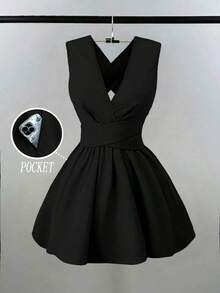 Vestido mini elegante y sexy para invitada de boda con cuello en V cruzado, sin mangas y corte evasé, diseño versátil para conciertos, playa, fiestas, primavera/verano, con bolsillos, vestido de noche con espalda descubierta de color amarillo mantequilla - Negro - Ver 1