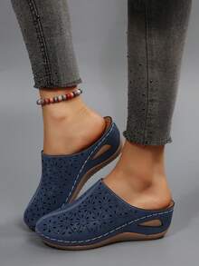 Hollow-Out Wedge Sandals, Comfortable For Wearing To Work And Shopping For Long Periods - Navy Blue - View 5