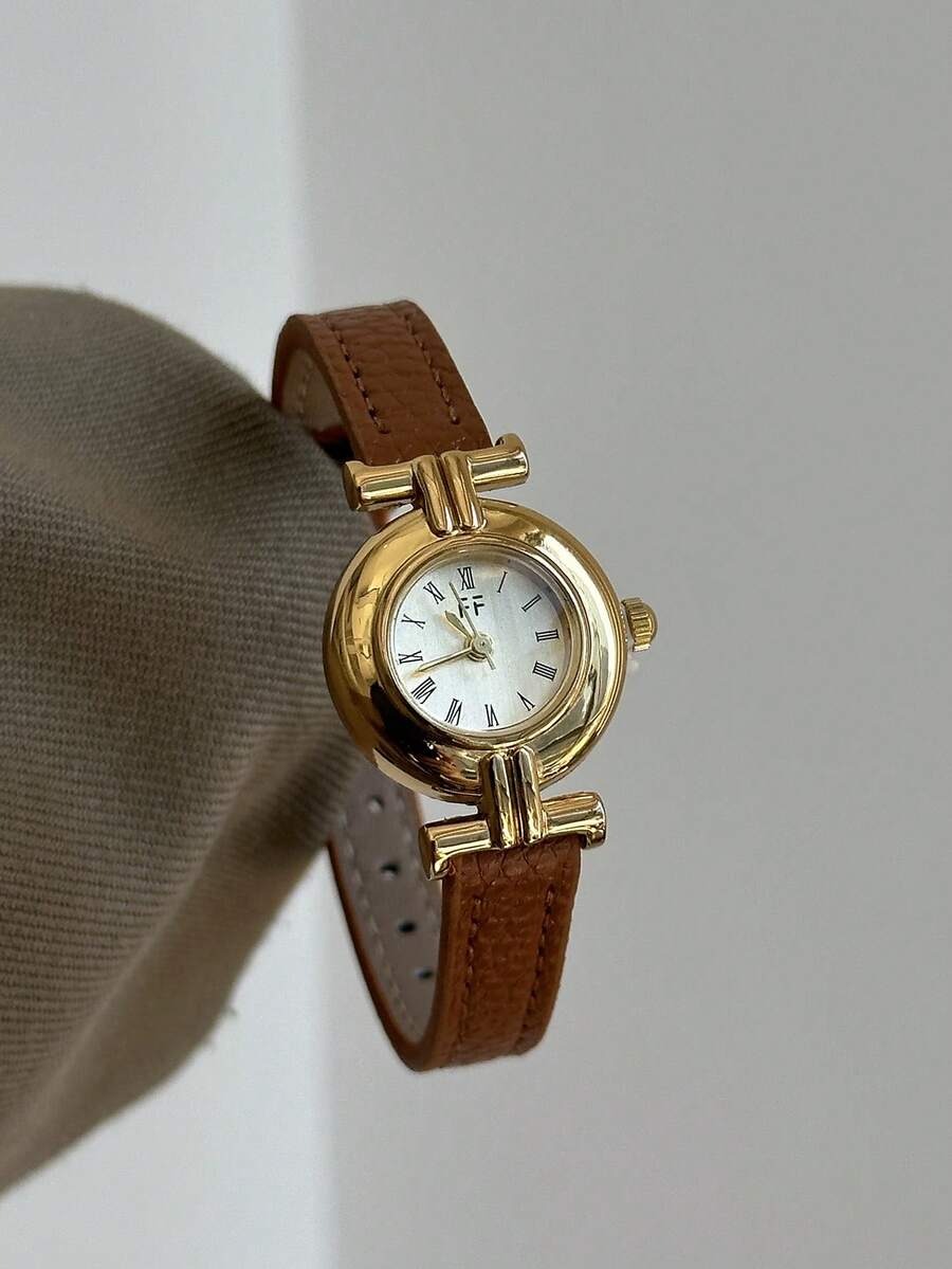 1 buah Jam Tangan Quartz Kasual Elegan Wanita dengan Angka Romawi Oval, Cocok untuk Pemakaian Sehari-hari - Coklat - View 1