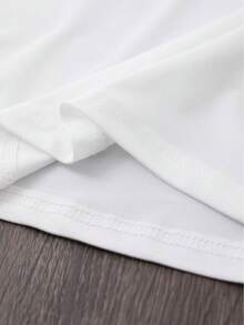 Camiseta Casual   El diseño presenta un estampado divertido y único en un lado, perfecta para el uso diario durante la primavera y el verano, así como para salidas festivas, reuniones y vestimenta elegante.   100% Algodón   Resistente - Blanco - Ver 4