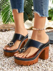 Retro Thick Sole High Heel Flip Flops For Women, 3D Floral Decor Sandals, Versatile Summer Outdoor Slippers - Black - View 4