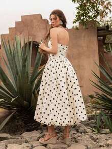 Elegante vestido midi de lunares retro sin tirantes con bajo abullonado - Adecuado para invitados de boda, fiestas, playa, vacaciones de verano, salidas y ceremonias de graduación Blanco - Blanco - Ver 2