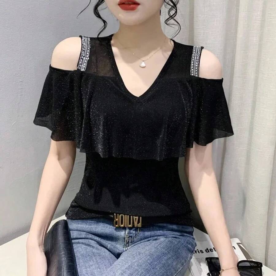 Camiseta negra de verano para mujer, con hombros descubiertos, sexy, con diamantes, informal, estilo Y2K, cuello en V, con volantes, ropa de calle para mujer. - Negro - Ver 1