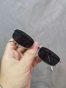 1 Pair Anti-Glare, Eye-Protecting, Light-Reducing Fashion Glasses For Driving And Bright Conditions. Slim Metal-Framed Small Square Polarized Fashion Glasses. Comes In A Single, Dust-Proof, Portable Case. - Black - View 8